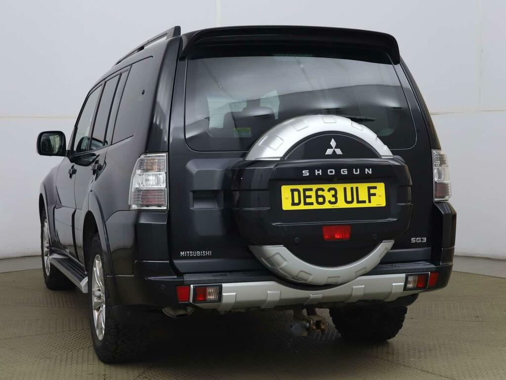 Mitsubishi Shogun Sg3 Black #4