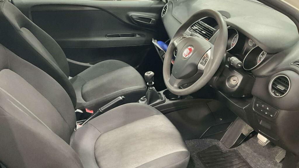 Fiat Punto Pop White #5