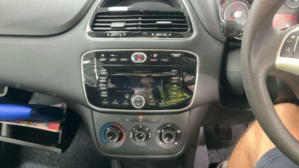 Fiat Punto Punto Gbt White #7