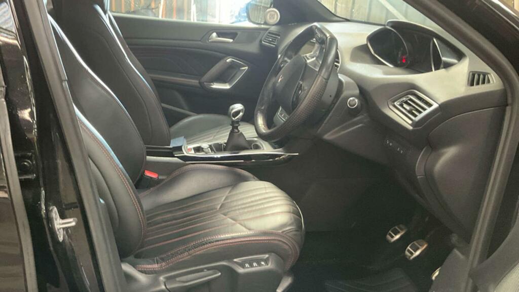 Peugeot 308 Gt Black #5