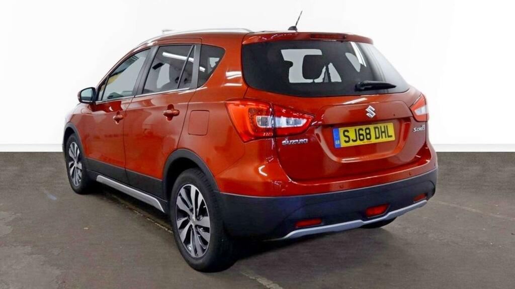 Suzuki SX4 S Cross Sz-t Red #4