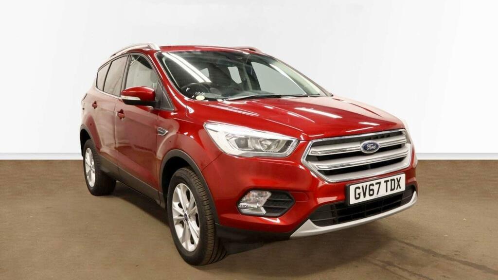Ford Kuga Titanium Red