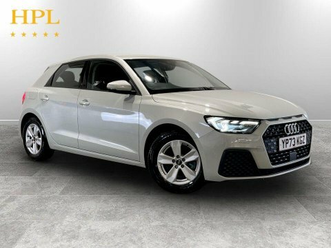Audi A1 2023 73 1.0