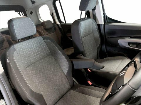 Vauxhall Combo-e Life Panel Van 2300 50Kwh Pro L1 7.4Kw Charge Grey #11