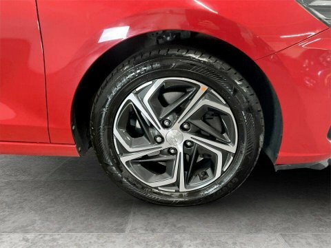 Hyundai I30 Active 5dr White #10