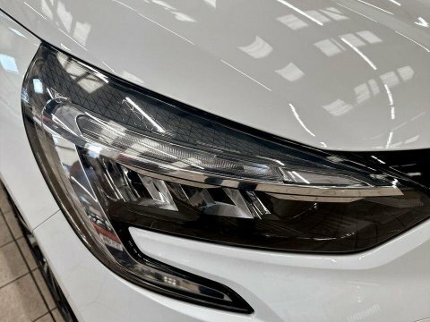 Renault Clio Iconic Tce White #9
