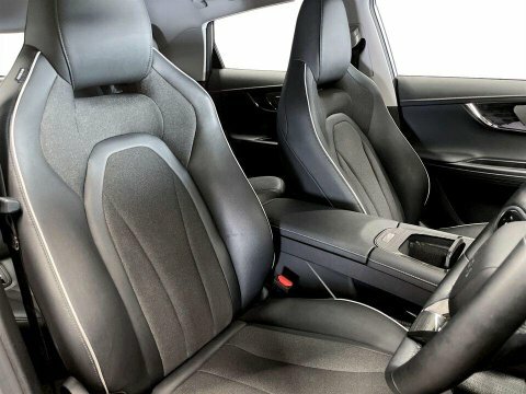 Omoda E5 61Kwh Comfort White #11