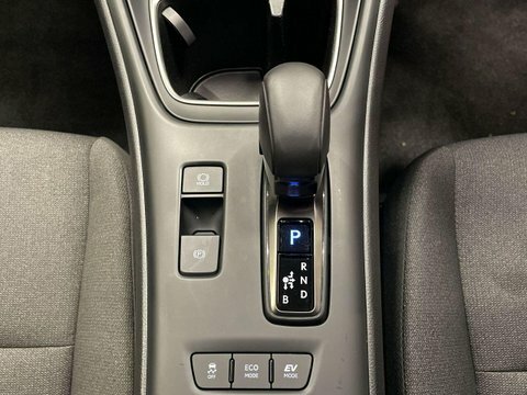 Lexus LBX 1.5 Takumi E-cvt Grey #19