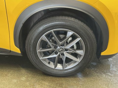 Lexus LBX 1.5 Takumi E-cvt Grey #12