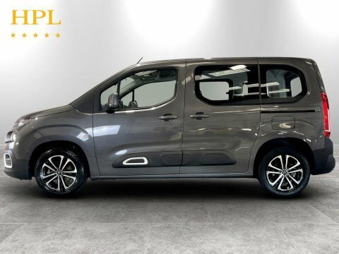 Citroen Berlingo Mpv White #4