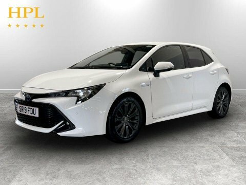 Toyota Corolla 2019 19 1.8 White #3