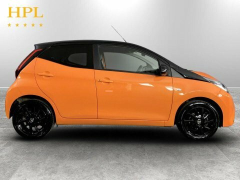 Toyota Aygo Hatchback Orange #8