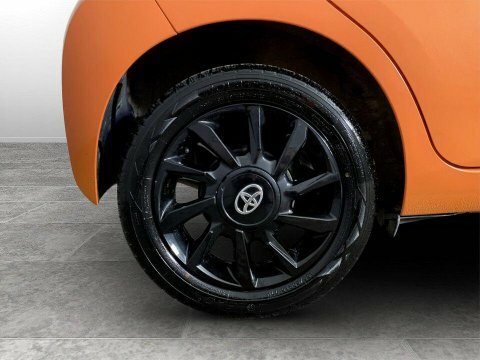 Toyota Aygo Hatchback Orange #10