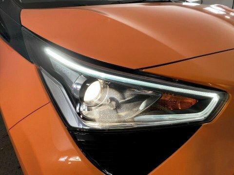Toyota Aygo Hatchback Orange #9