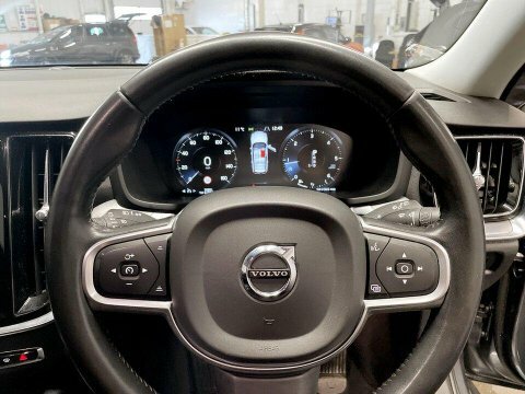 Volvo V60 T5 Awd Plus Black #13
