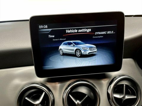 Mercedes-Benz GLA Class Suv White #15