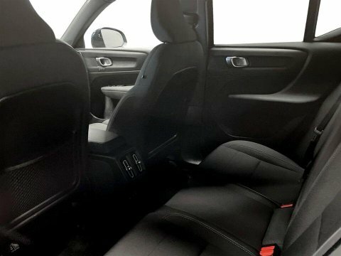 Volvo XC40 Plus Black #20