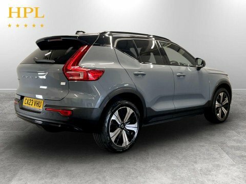 Volvo XC40 Plus Black #7