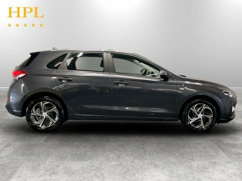 Hyundai I30 Hatchback Red #8