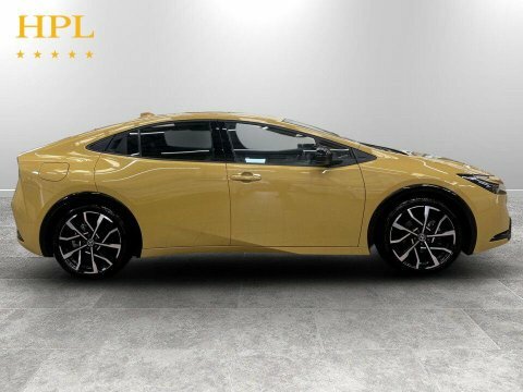 Toyota Prius Petrol Black #8