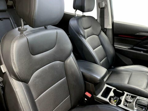 SsangYong Korando 1.5 Ultimate Red #11