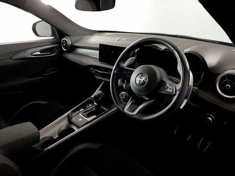 Alfa Romeo Tonale Hatchback Veloce  #12