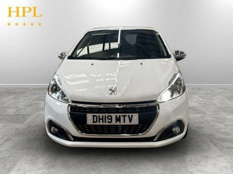Peugeot 208 2019 19 1.2 DH19MTV White #2