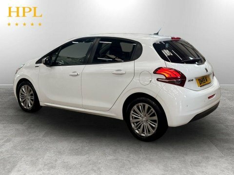 Peugeot 208 2019 19 1.2 DH19MTV White #5