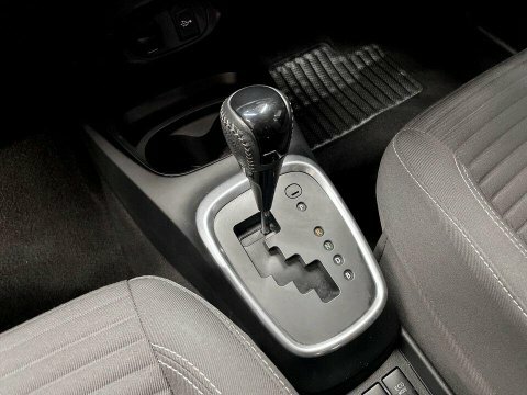Toyota Yaris 1.5 Hybrid Dynamic Cvt  #17