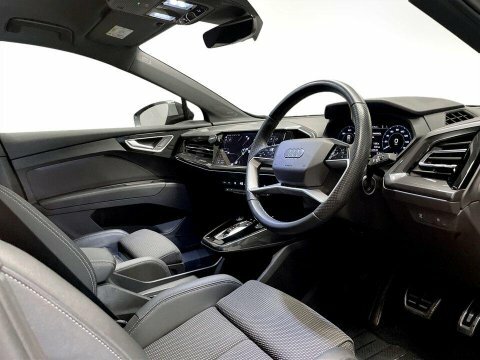Audi Q4 E Tron 150Kw 40 82Kwh Sport  #12