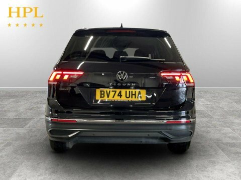 Volkswagen Tiguan Allspace 2024 74 1.5 #6