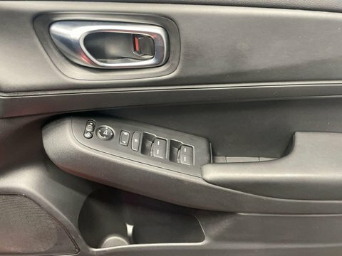 Honda Hr-V Hr-v Elegance I-mmd Cvt Red #25