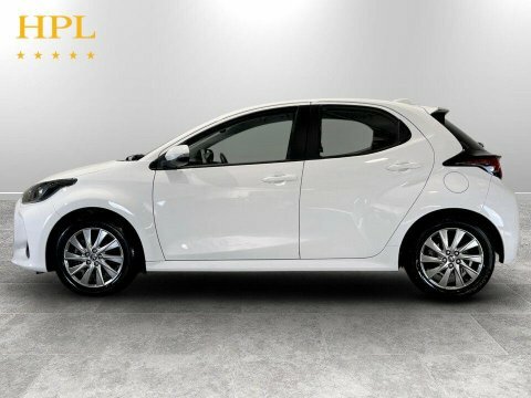 Toyota Yaris Hatchback  #4