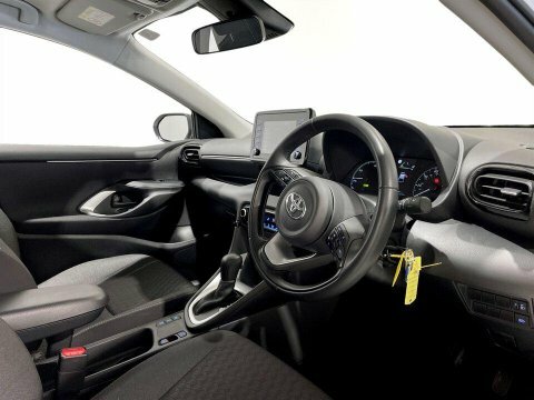 Toyota Yaris Hatchback  #12