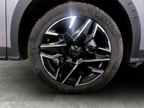 Peugeot 3008 Hatchback #10