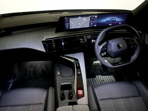 Peugeot 3008 Hatchback #18