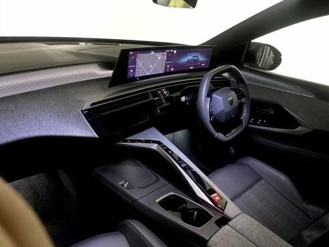 Peugeot 3008 Hatchback #14