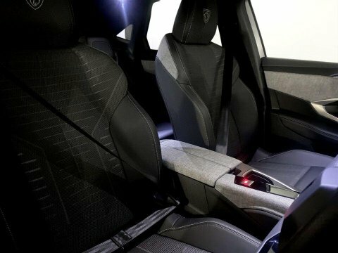 Peugeot 3008 Hatchback #11