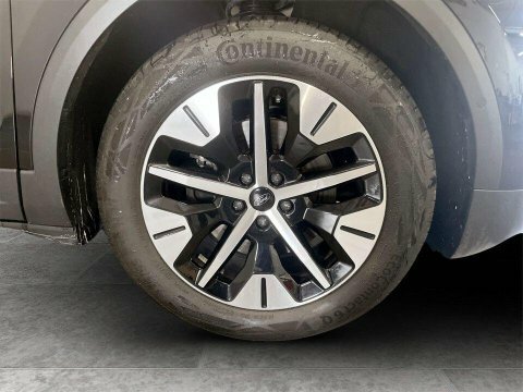 Ford Explorer Ev Premium Black #10
