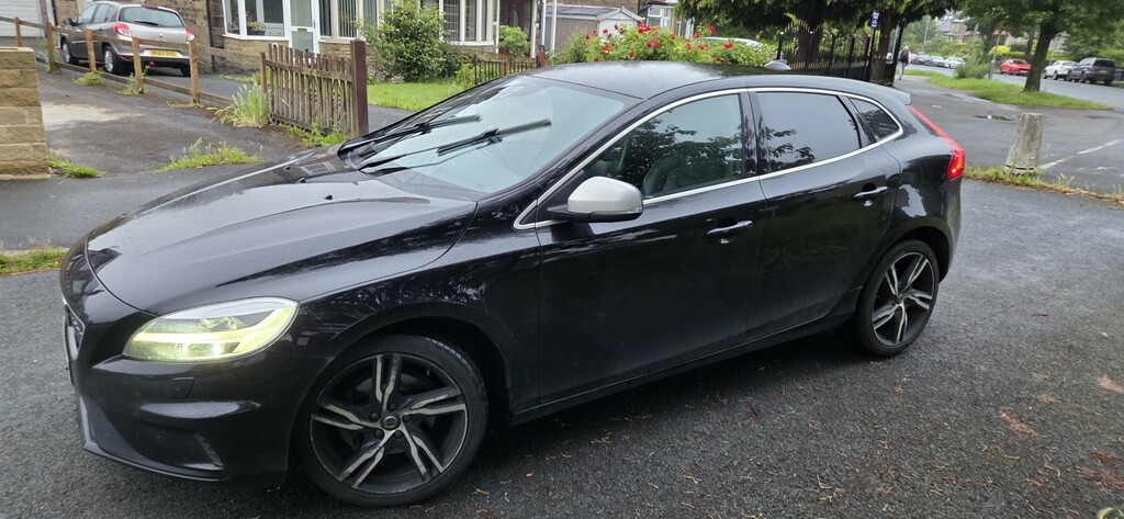 Volvo V40 2.0 R-design Pro T2 Black #5