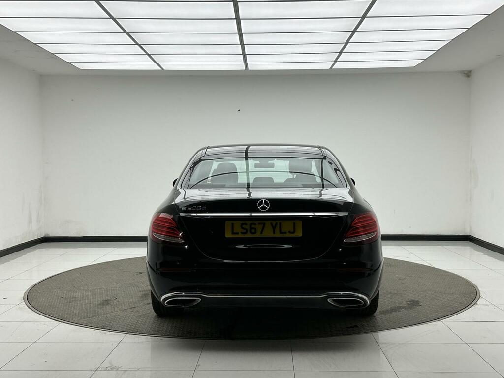 Mercedes-Benz E Class Se Black #5
