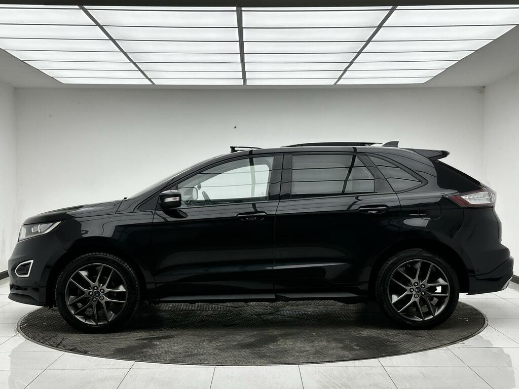 Ford Edge Sport Black #4