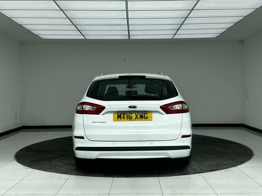 Ford Mondeo Zetec White #5