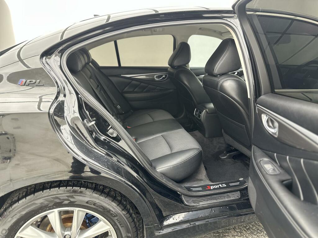 Infiniti Q50 Q50 Executive D Black #13