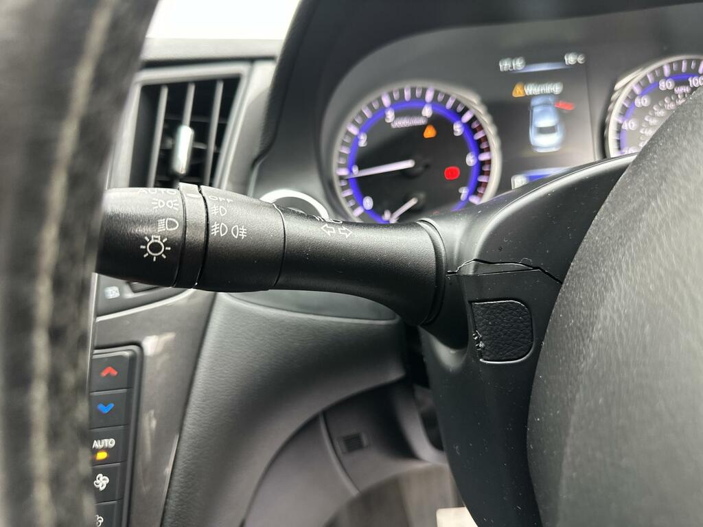 Infiniti Q50 Q50 Executive D Black #28