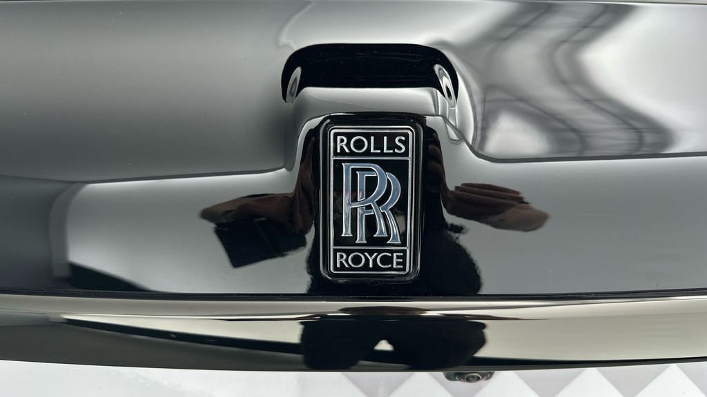 Rolls-Royce Cullinan Black Badge Black #34