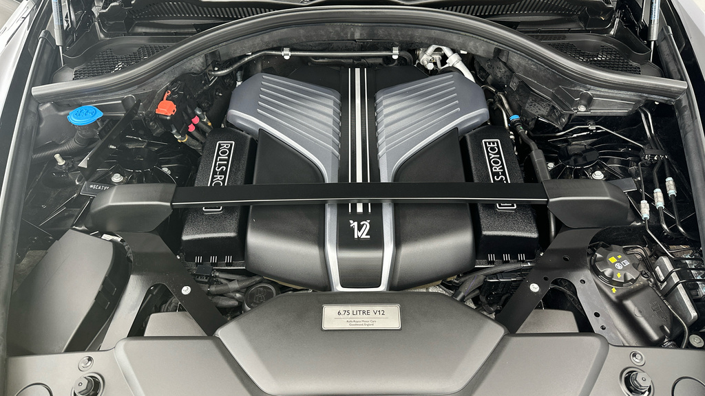 Rolls-Royce Cullinan Black Badge Black #26