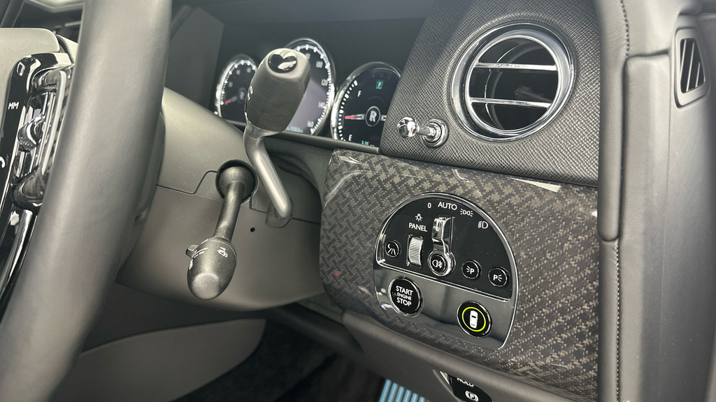 Rolls-Royce Cullinan Black Badge Black #36