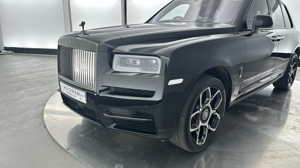 Rolls-Royce Cullinan Black Badge Black #43