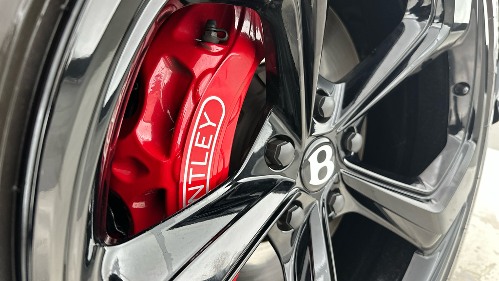 Bentley Bentayga 4.0 V8 First Edition Extended Wheel Base #43